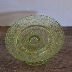 Vtg Uranium Glass Footed Cake Plate